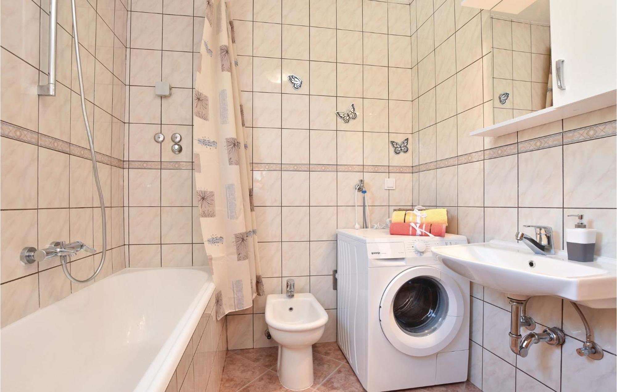 Nice Home In Grab With Wifi Экстерьер фото